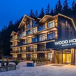 Apart-hotel Wood &