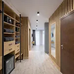 Apart-hotel Wood &