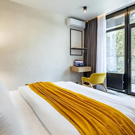 Wood & * Буковель