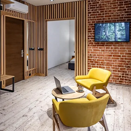 Wood & * Буковель