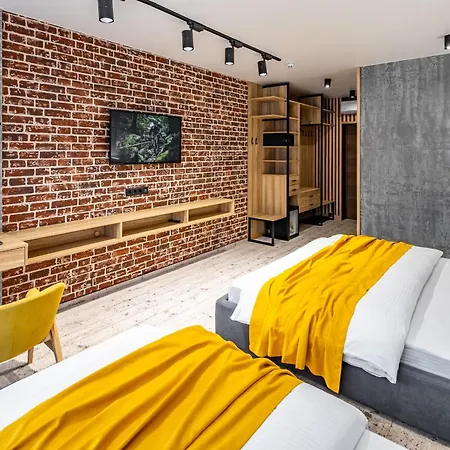 Wood & Aparthotel Bukovel